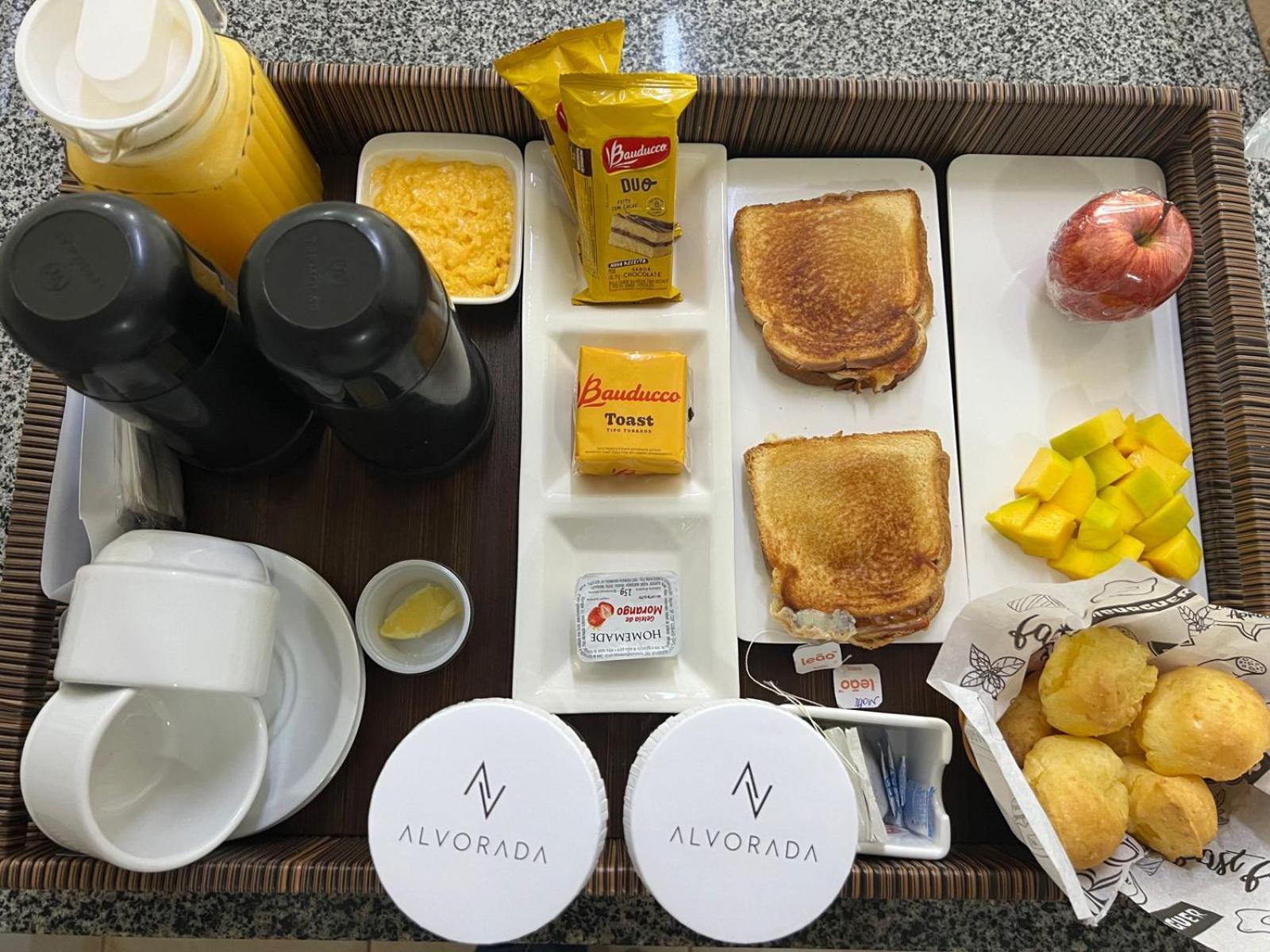 Alvorada Suites (Adults Only) Rio Verde Ngoại thất bức ảnh